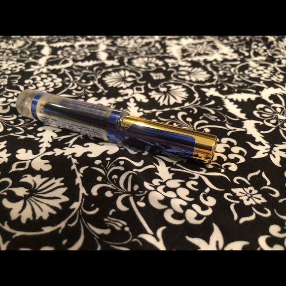 Clear Gloss - Picture 3 of 3